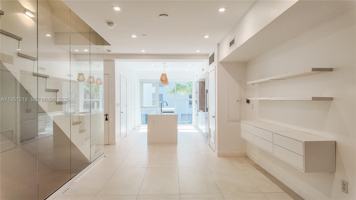 featured image of NE 39th St & Biscayne Blvd