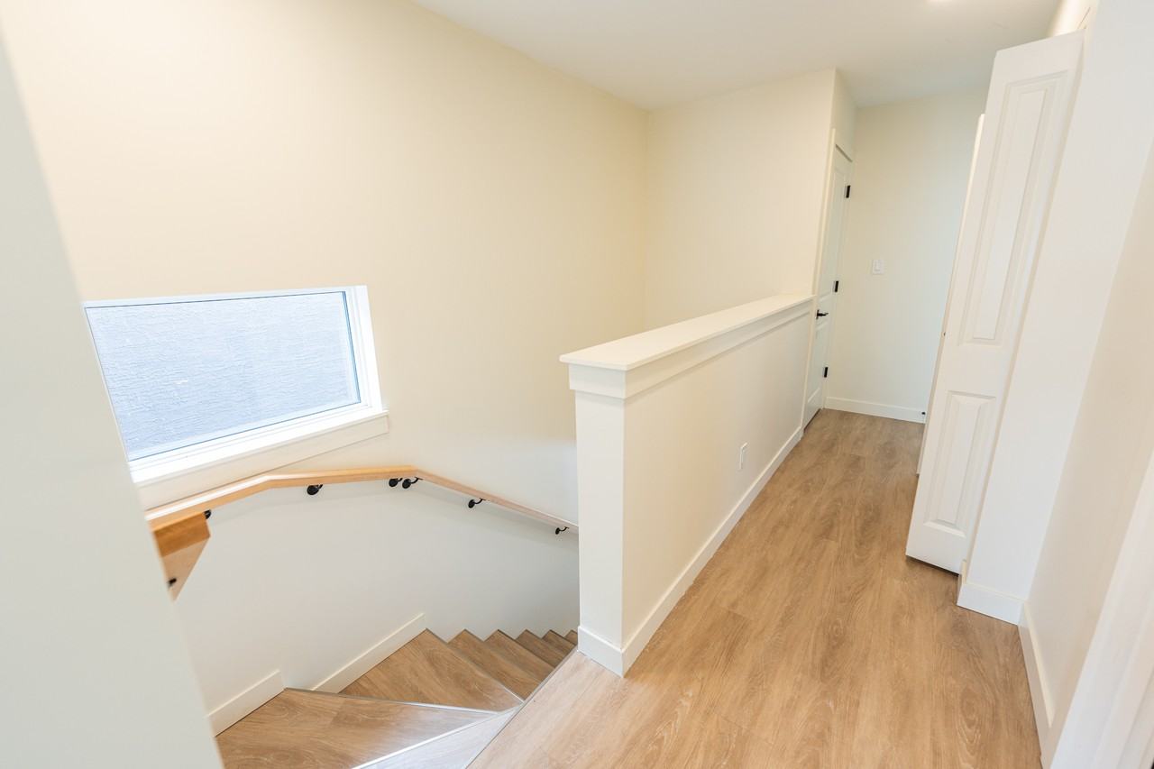 107 Humboldt Ave - Photo 6 of 27