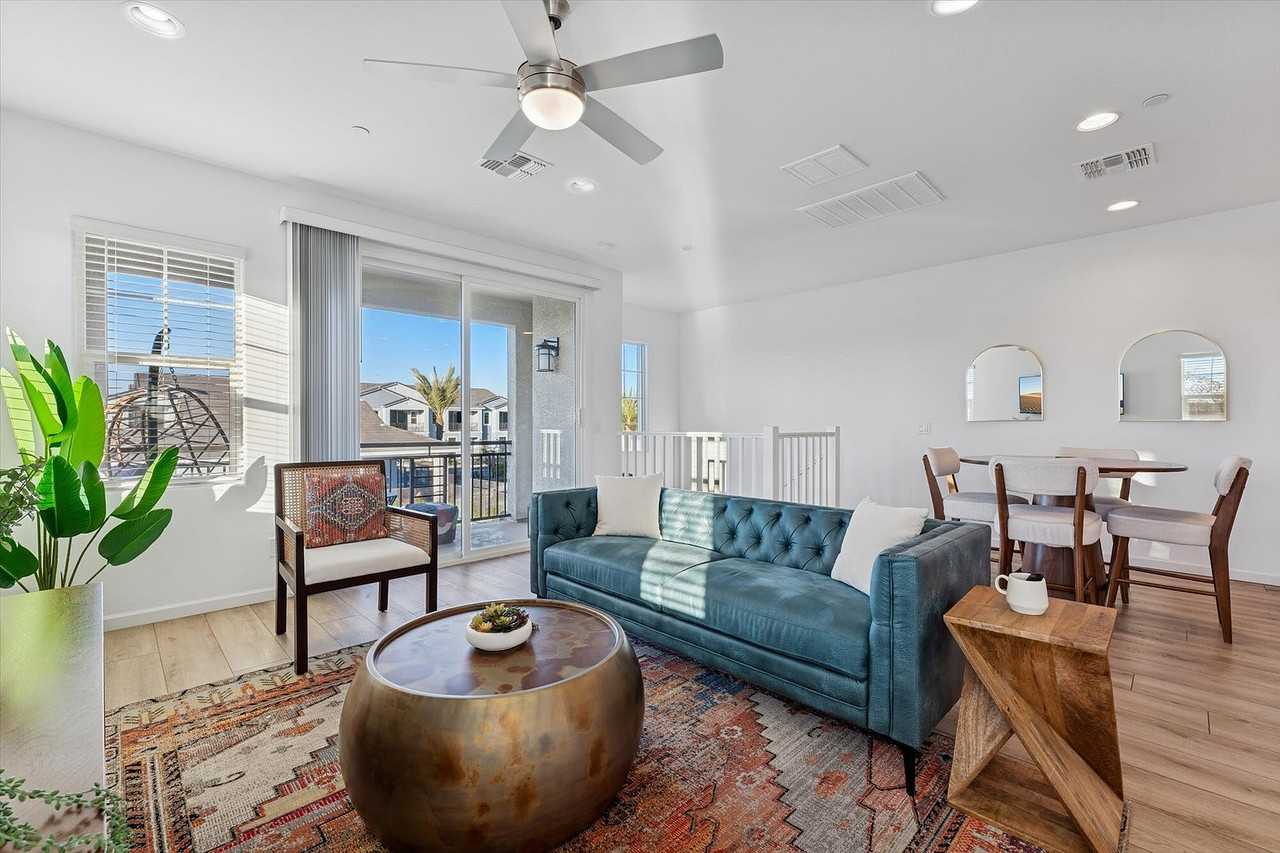 Rev3 Encanto West - Photo 2 of 22