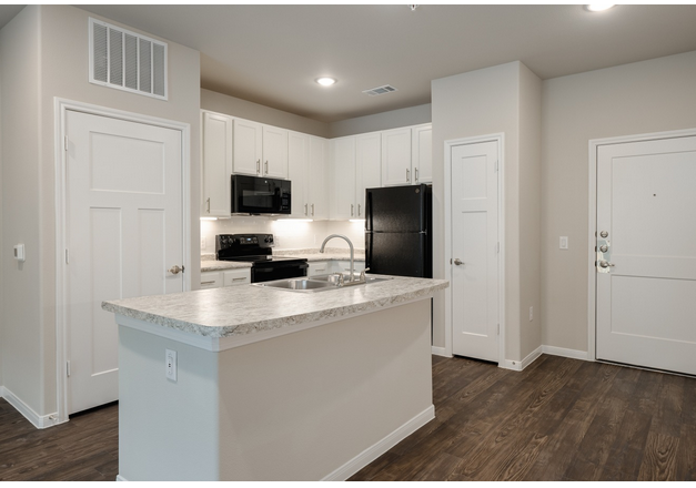 13100 Annandale Court #514.06 - Photo 5 of 14