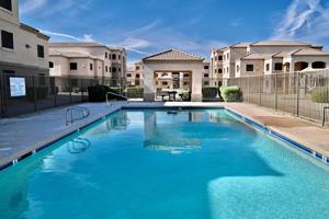 featured image of 915 W Alta Vista Rd