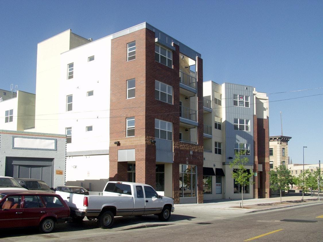 2550 N Washington St - Photo 3 of 21