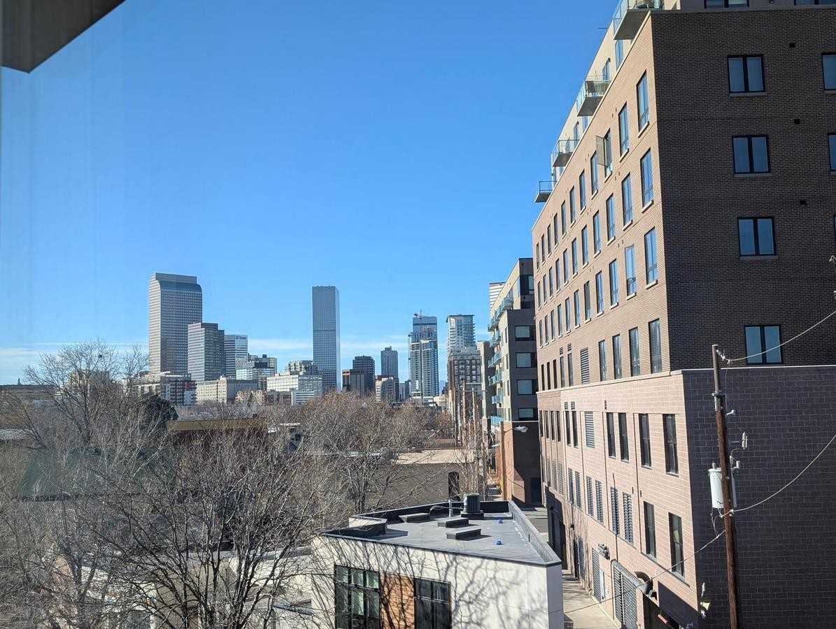 2550 N Washington St