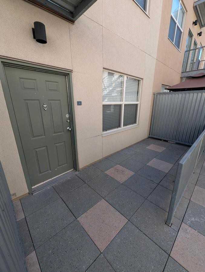 2550 N Washington St