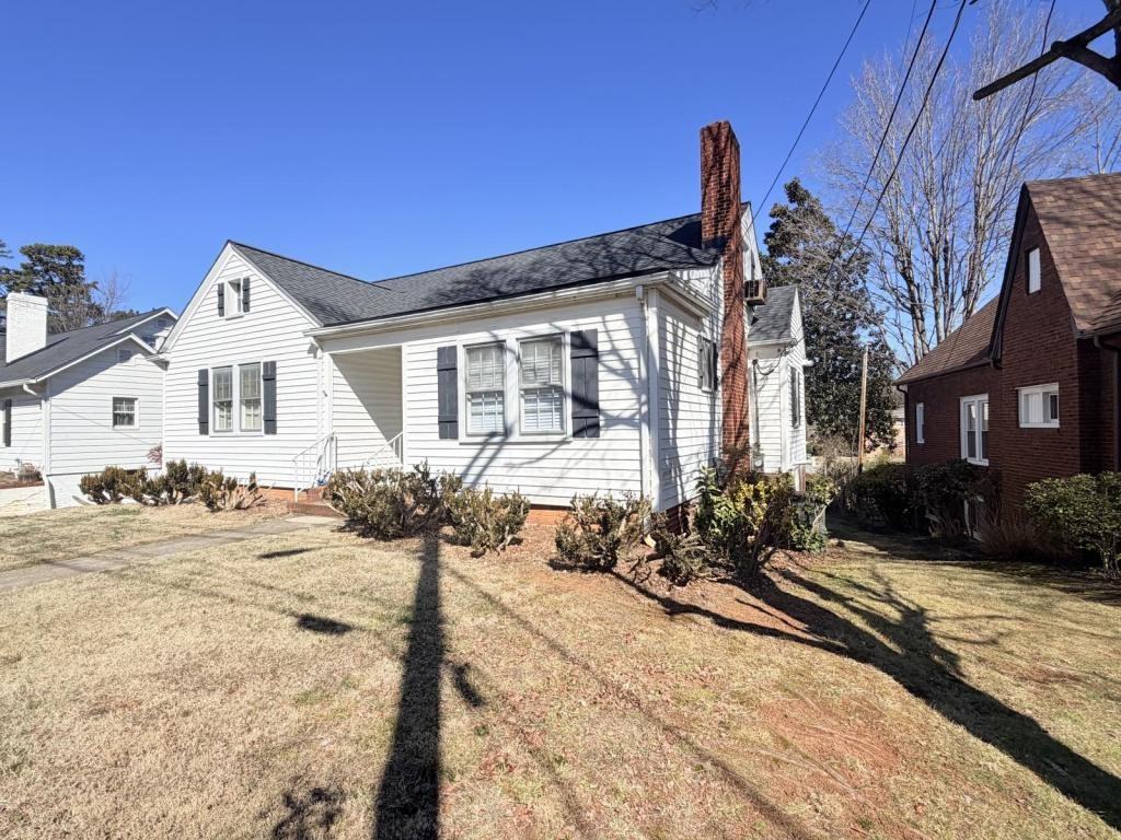 22 Vance Cir - Photo 2 of 19