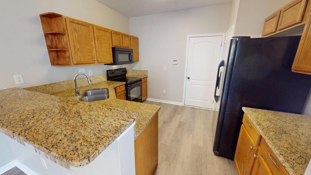 6141 Bartram Village Dr - Photo 3 of 18