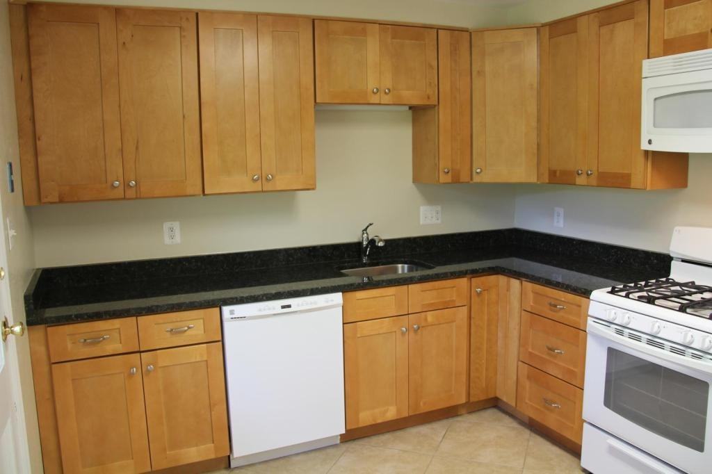 605 W Maple Ave - Photo 3 of 21