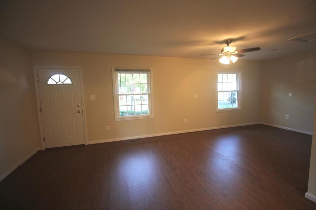 605 W Maple Ave - Photo 5 of 21