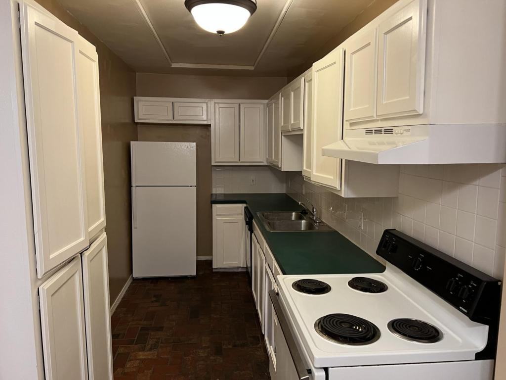 East Dr - Photo 7 of 7