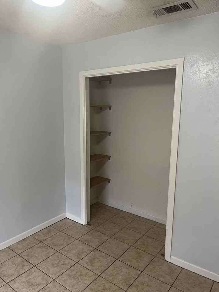 4105 Koala Dr - Photo 2 of 13