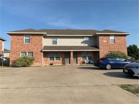 2101 Tahoe Ct #B - Photo 1 of 1