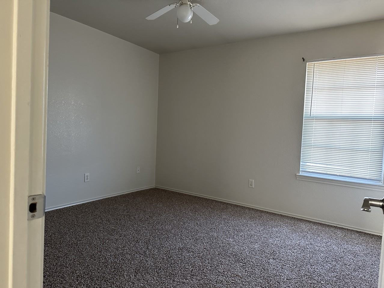 2101 Tahoe Ct #B - Photo 4 of 18