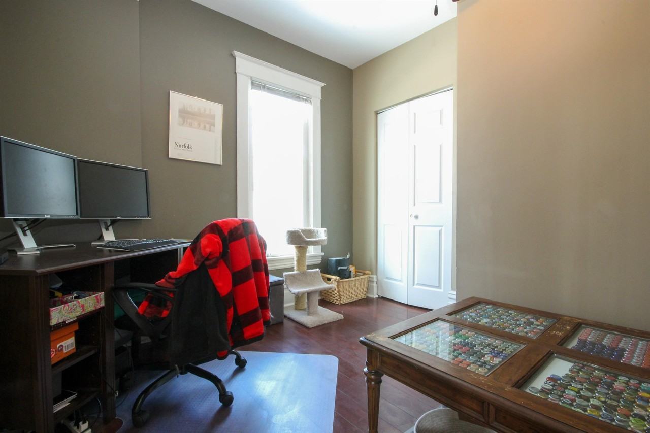 1315 5th St Ne #2 - Photo 5 of 20