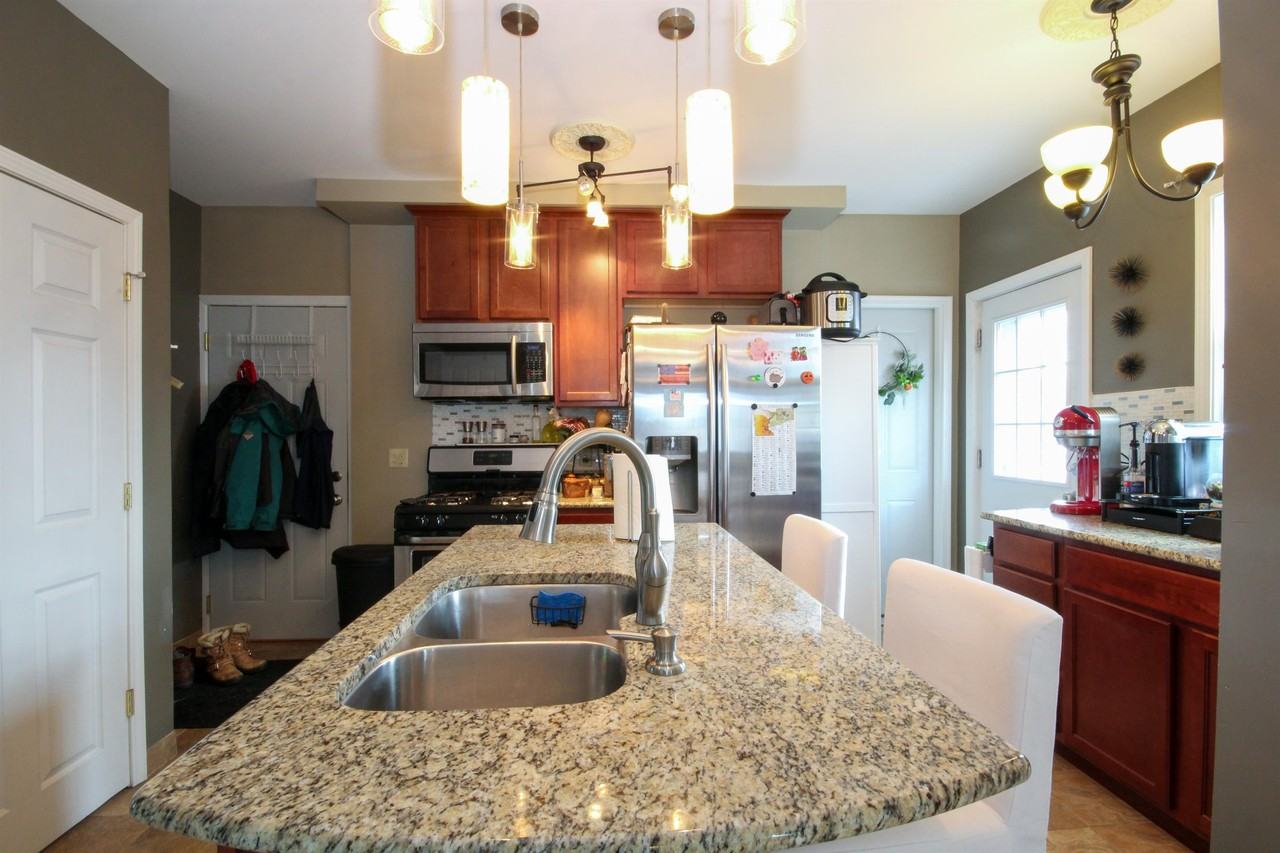 1315 5th St Ne #2 - Photo 7 of 20