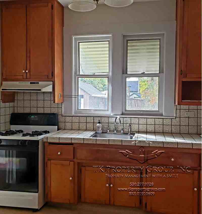 322 Buena Vista St - Photo 6 of 27