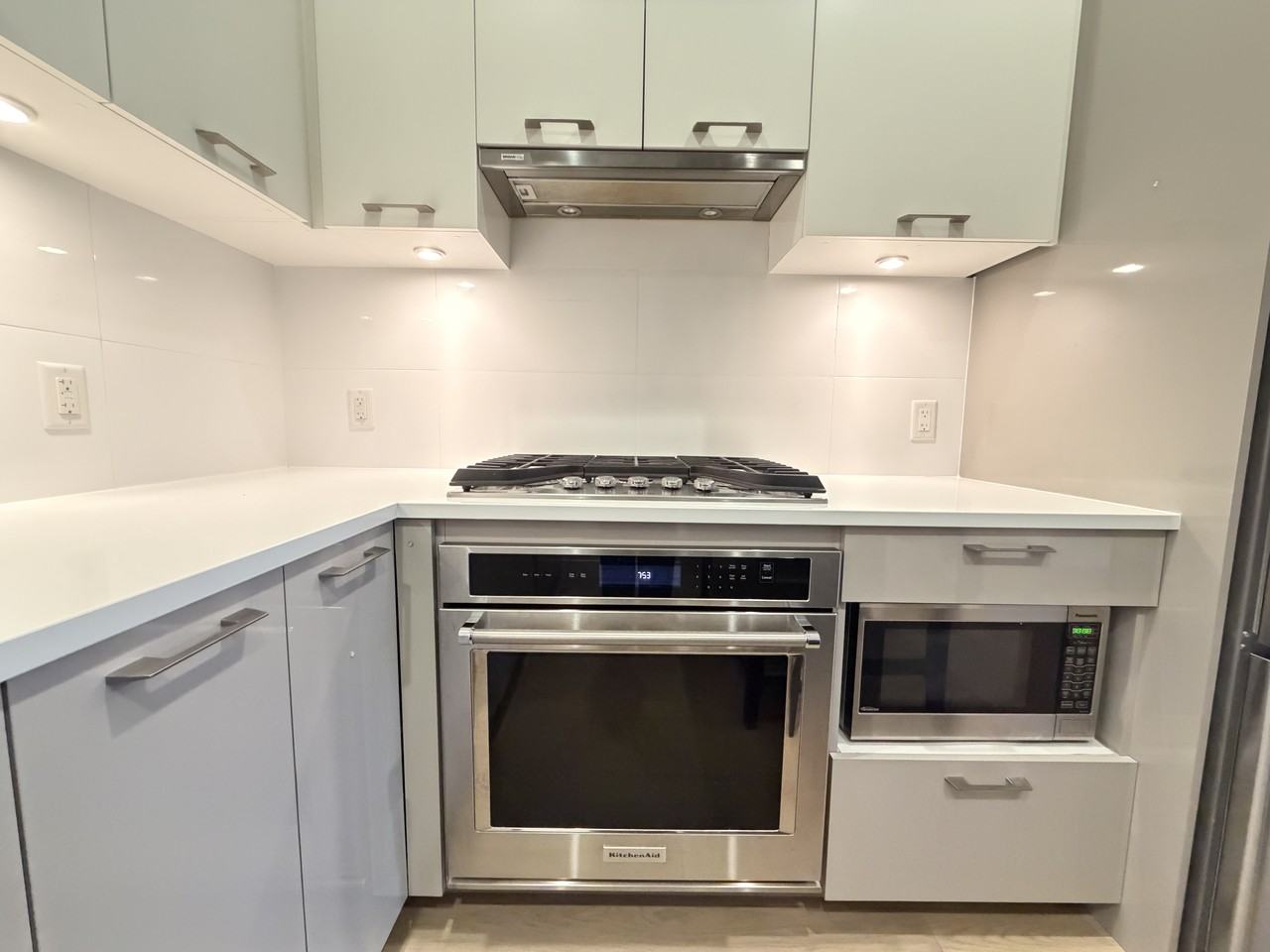 1738 55A Street #212 - Photo 4 of 15