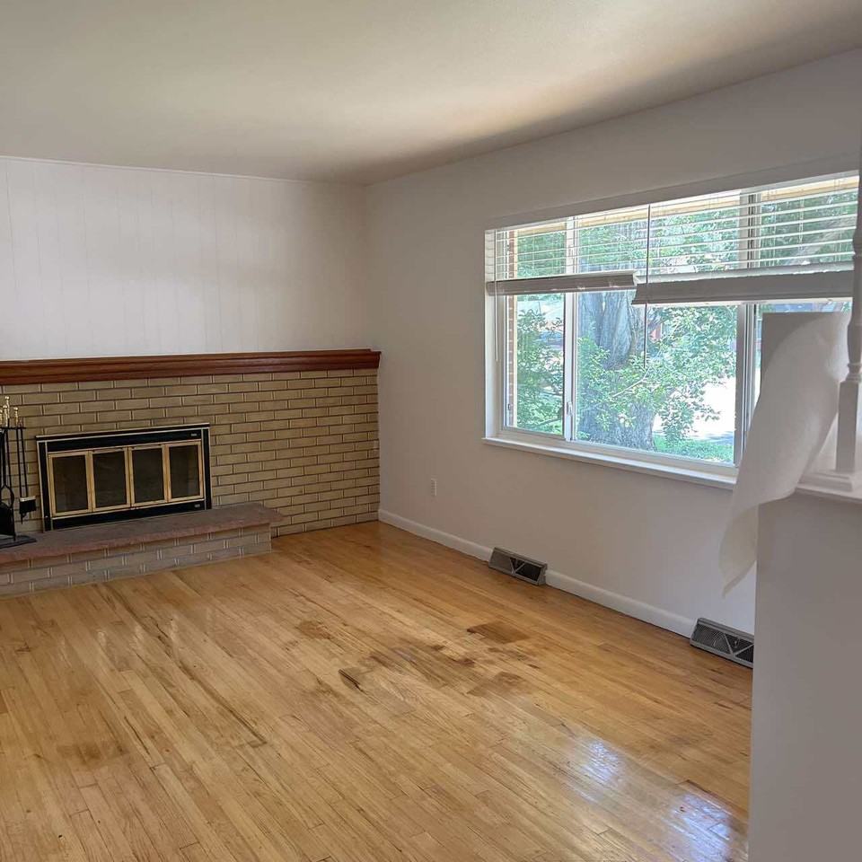 2721 Meadowlark Ave - Photo 4 of 14