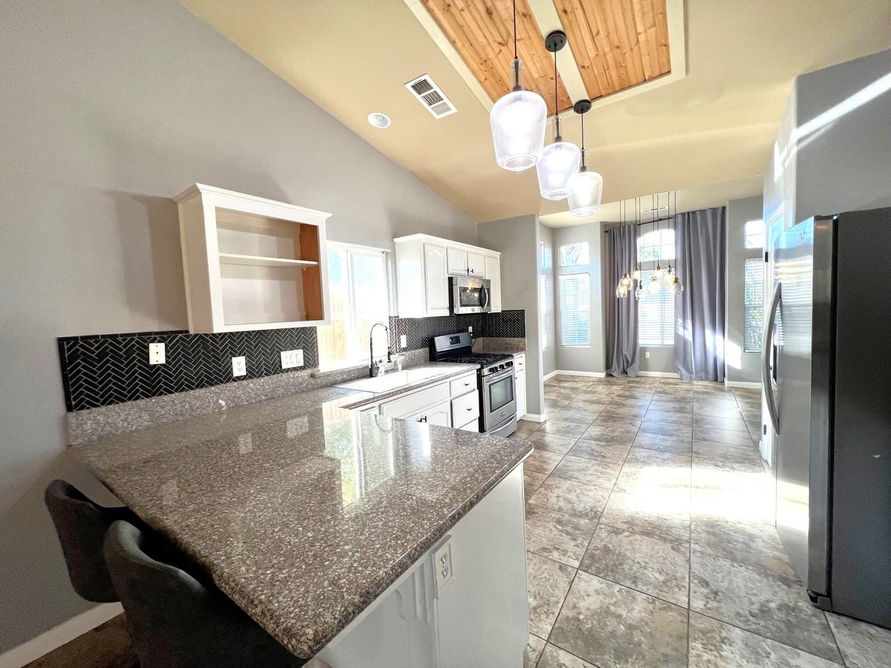 427 Woodlands Meadow Ct - Photo 7 of 31