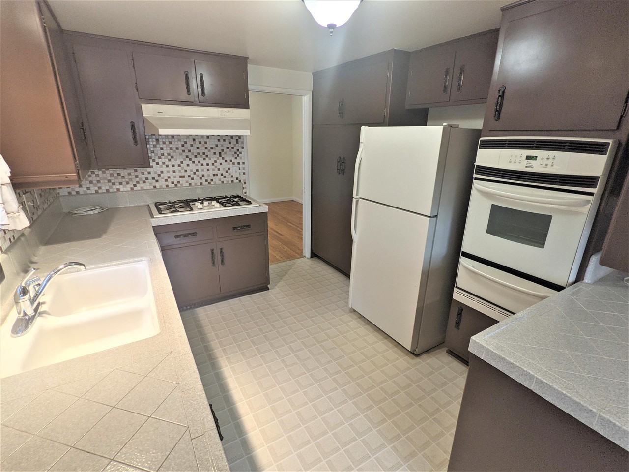 1001 North Pl - Photo 2 of 21