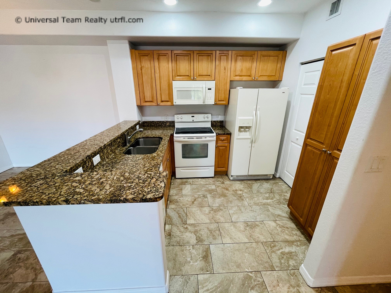 13190 Bella Casa Cir #146 - Photo 7 of 31