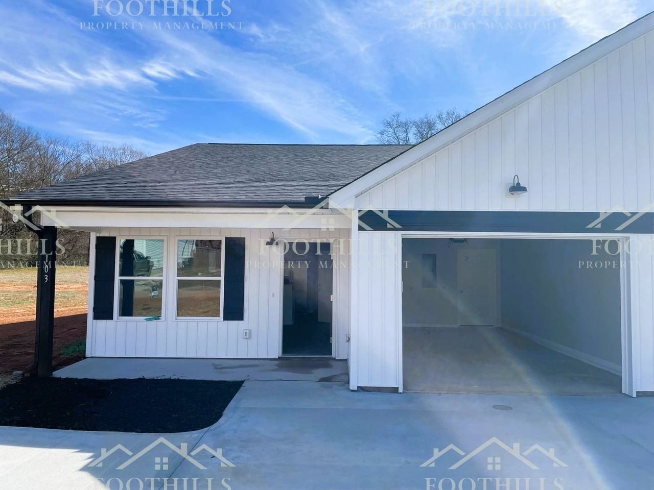 103 Rhoe Cir #A - Photo 2 of 18