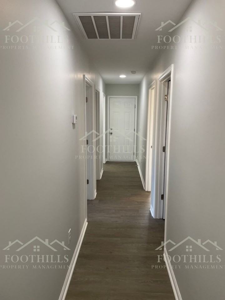 103 Rhoe Cir #A - Photo 7 of 18