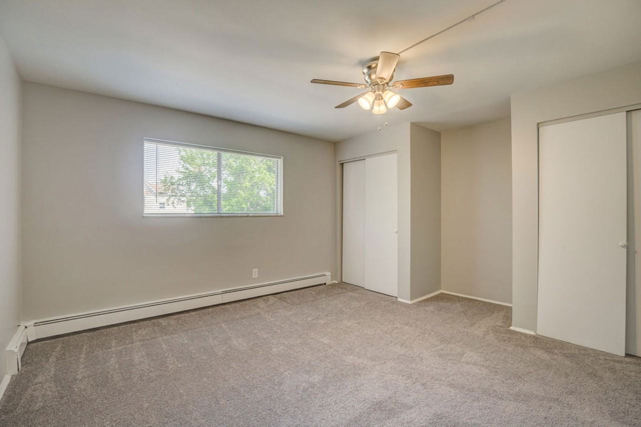 522 Elliott Ave #3 - Photo 3 of 14