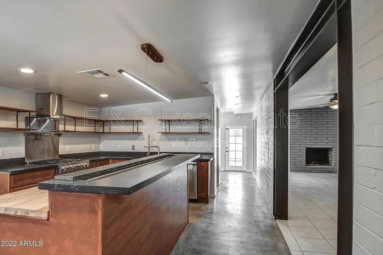 1612 E Gaylon Dr - Photo 5 of 41