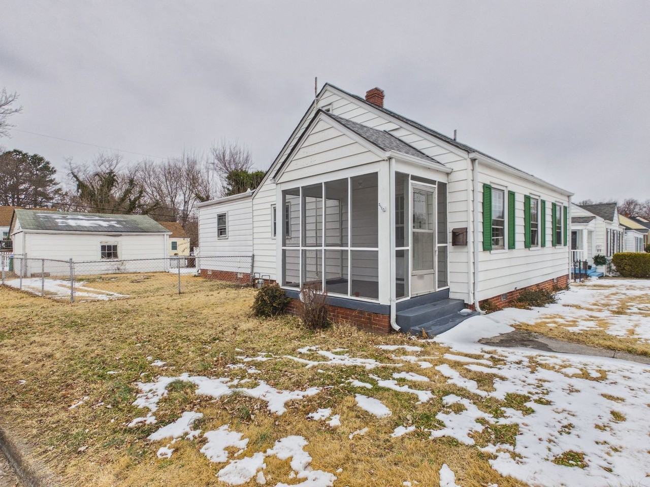 1410 Greenville Ave - Photo 3 of 23