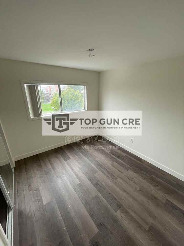 220 E Park Ave #1 - Photo 7 of 12