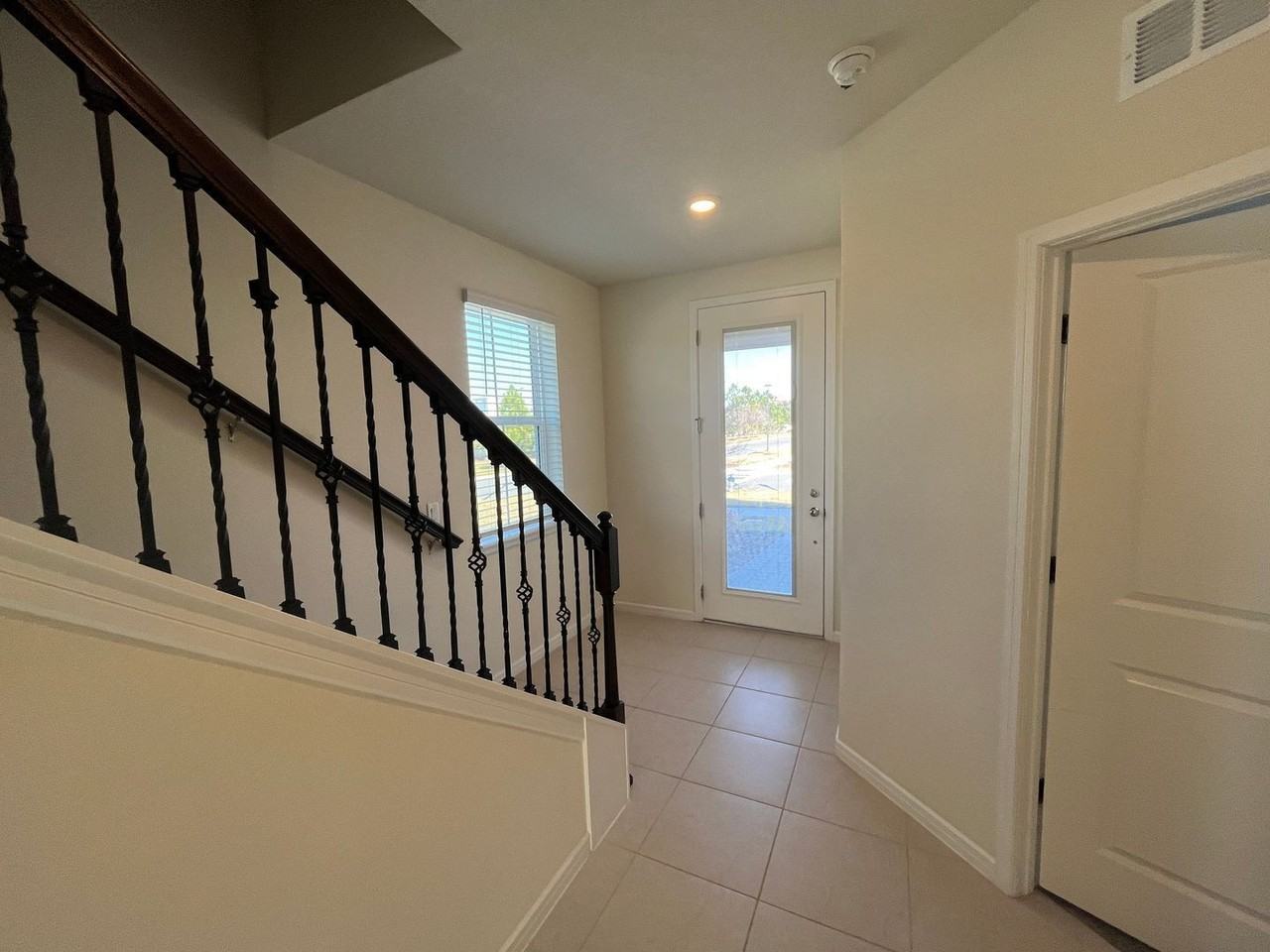 14202 Sapelo Beach Dr - Photo 3 of 30