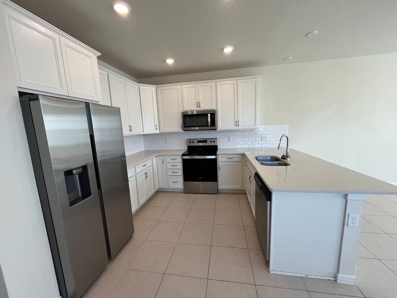 14202 Sapelo Beach Dr - Photo 6 of 30