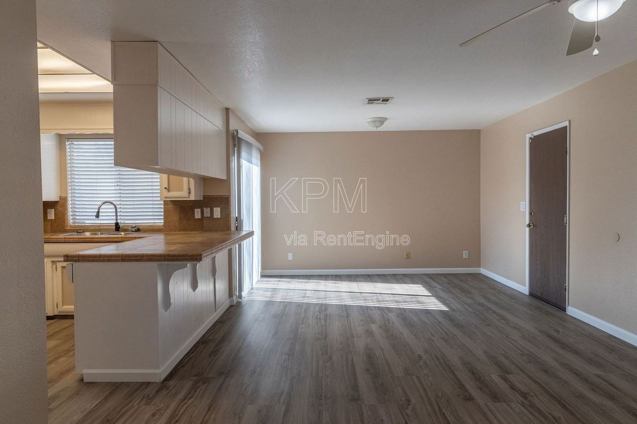 2930 Angel Dr - Photo 5 of 36