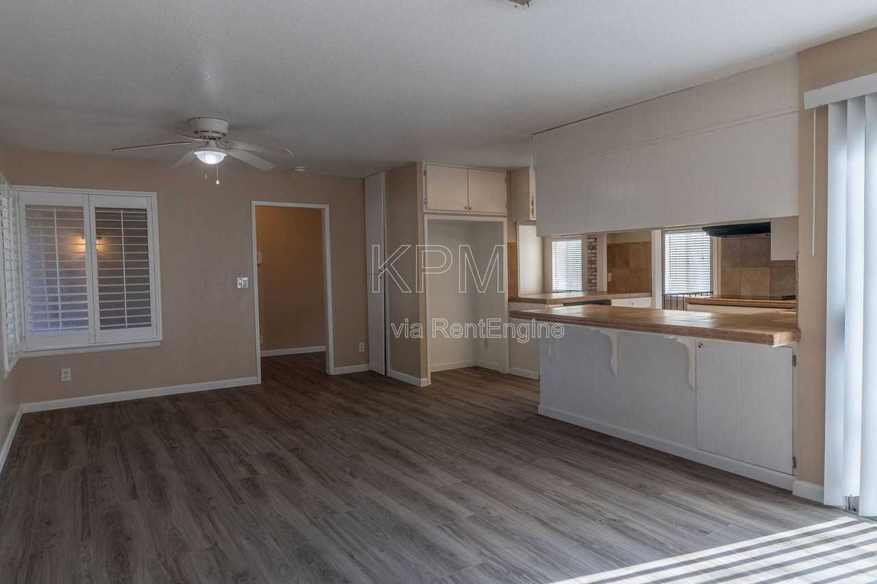 2930 Angel Dr - Photo 6 of 36