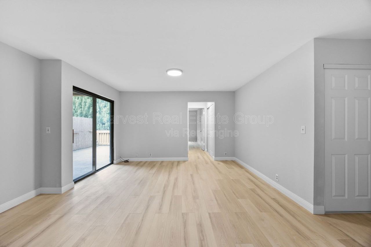 16006 E 14th St #106 - Photo 4 of 16