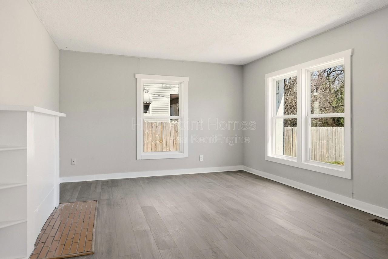 5225 Central Ave - Photo 5 of 25