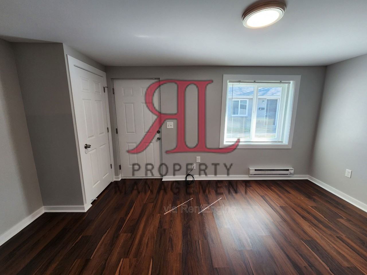 75 W Moler St #B - Photo 4 of 19