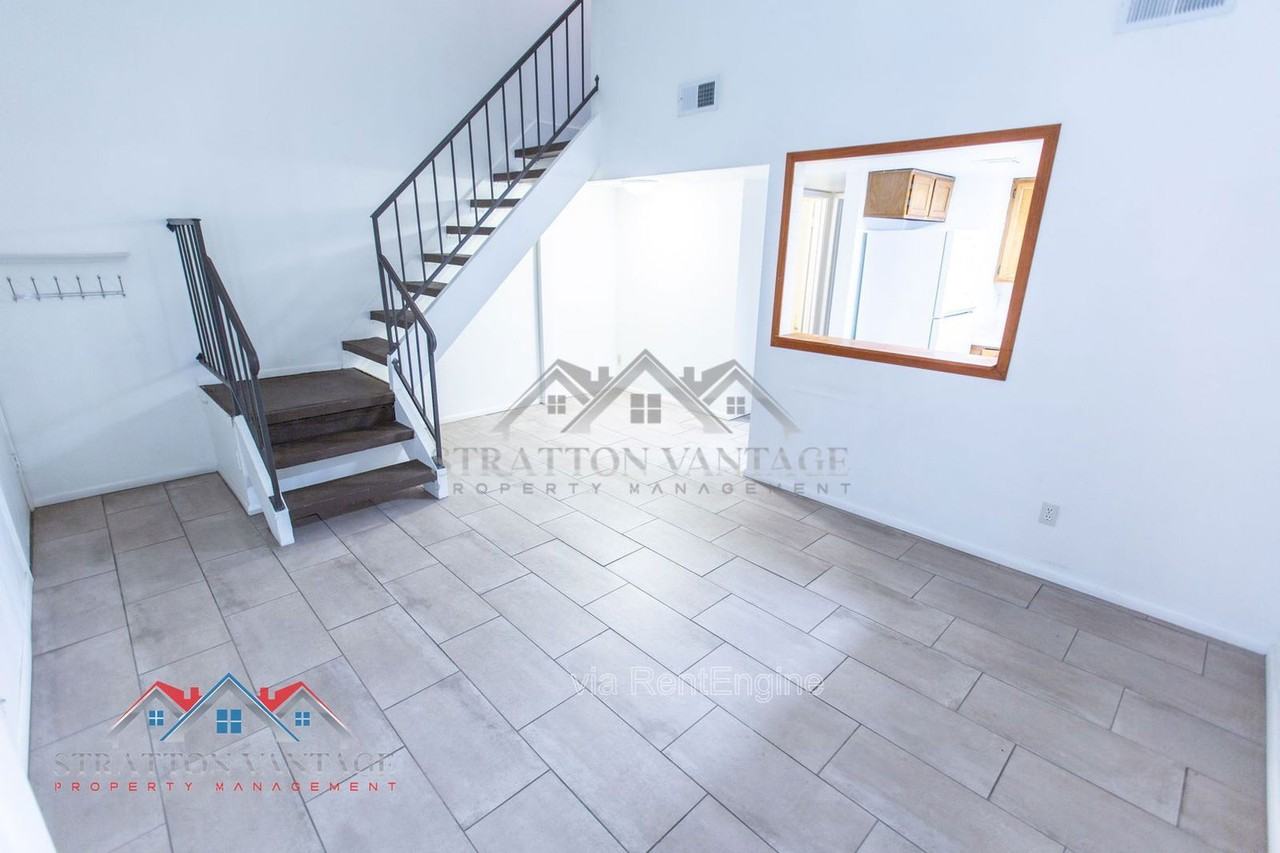 1831 W Mulberry Dr #230 - Photo 5 of 25