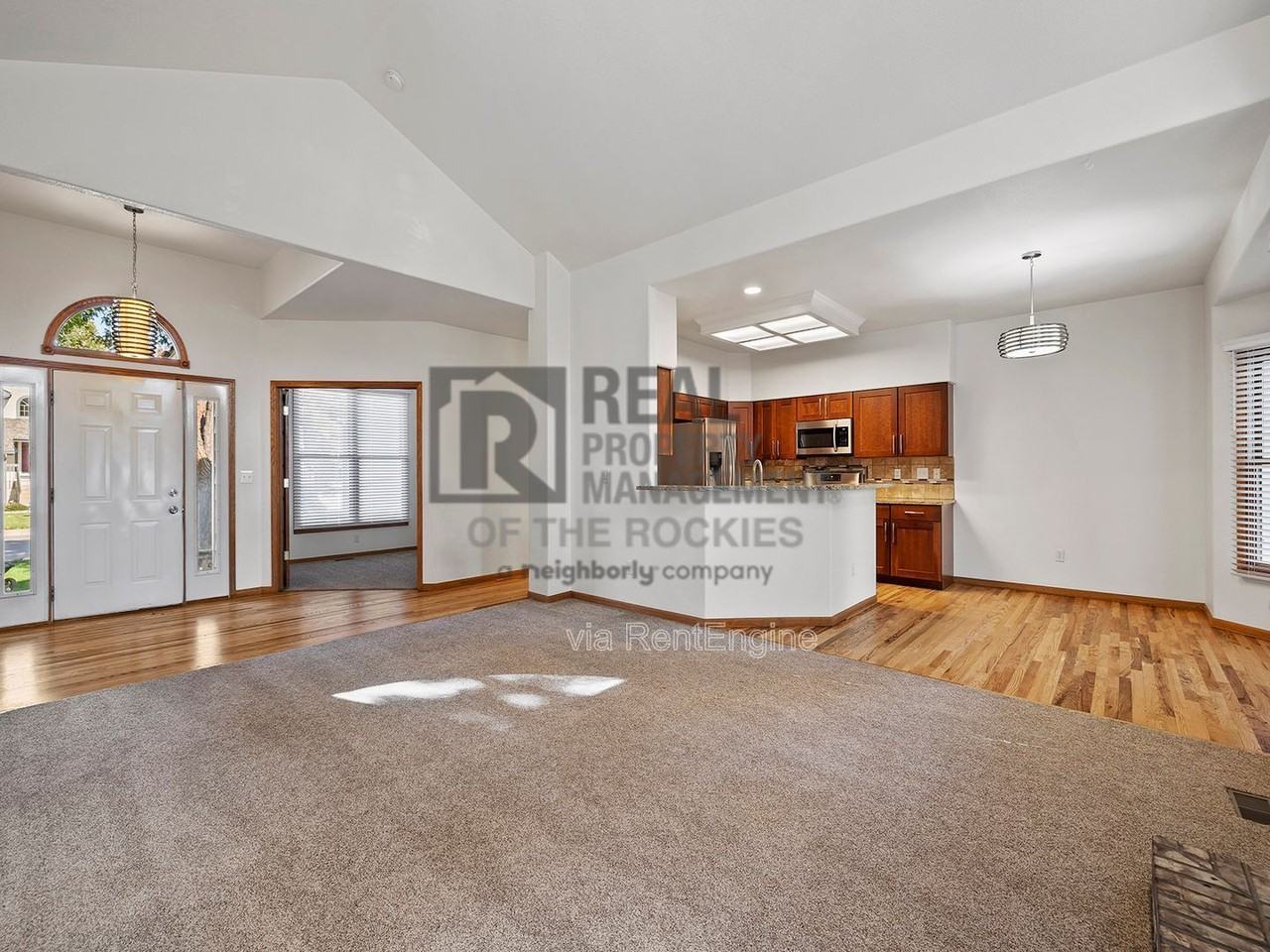 4349 Winterstone Dr - Photo 4 of 20