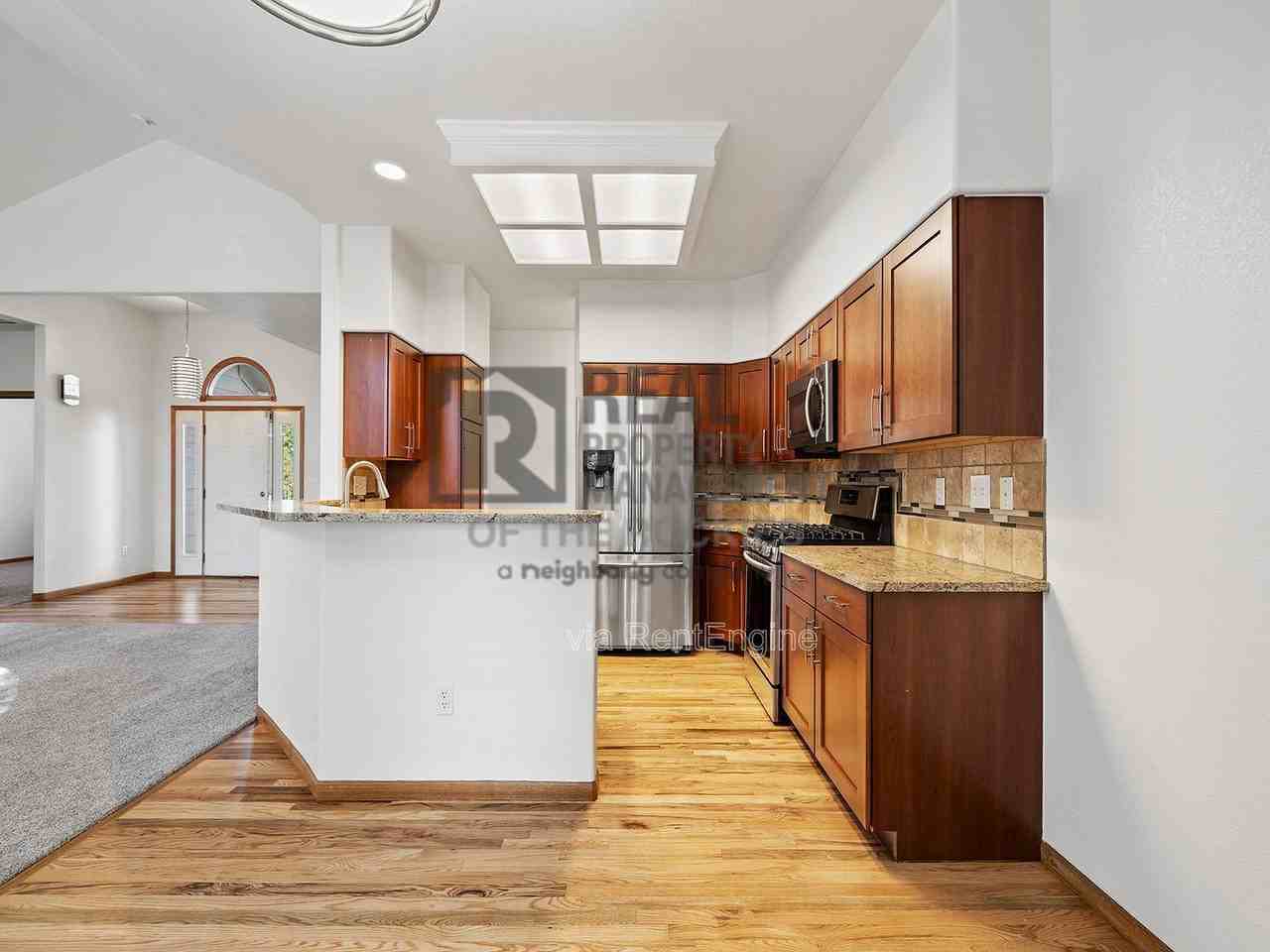 4349 Winterstone Dr - Photo 6 of 20