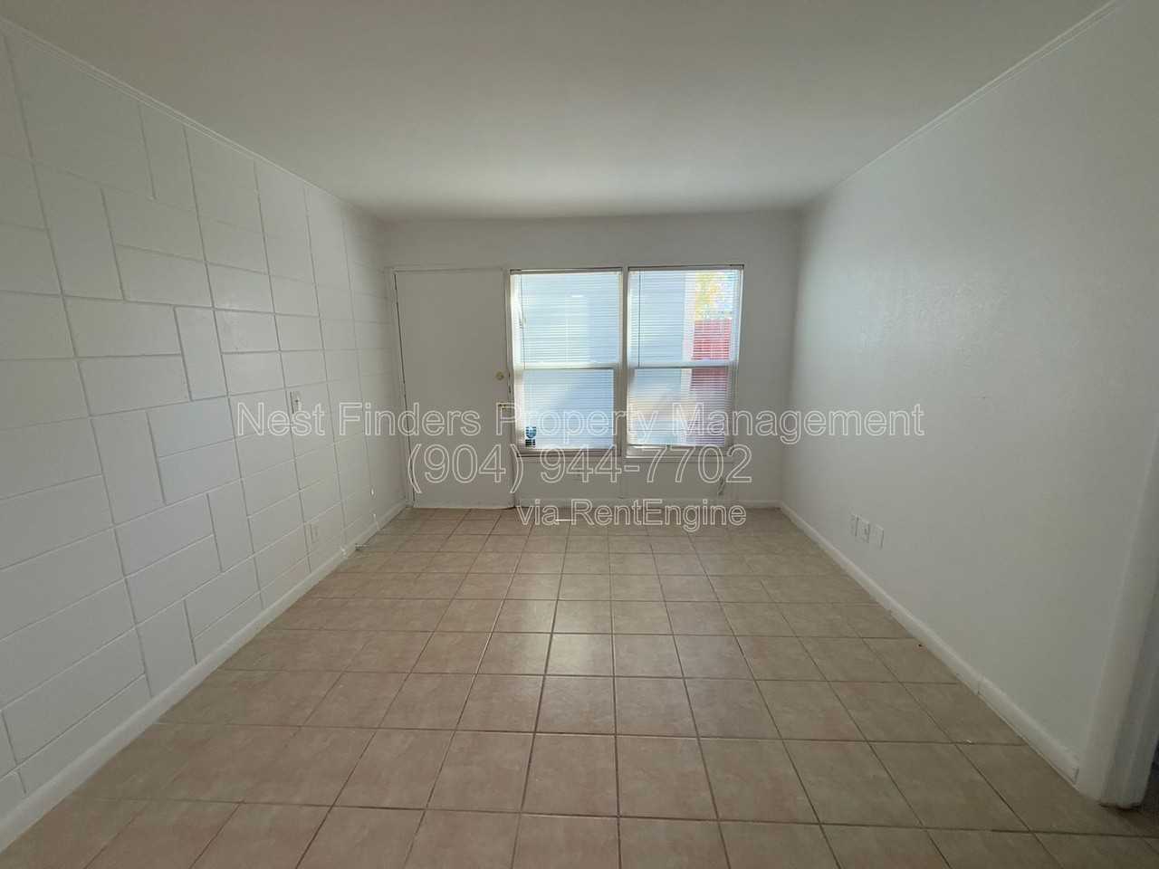 1318 Sydney Pl #3 - Photo 7 of 28