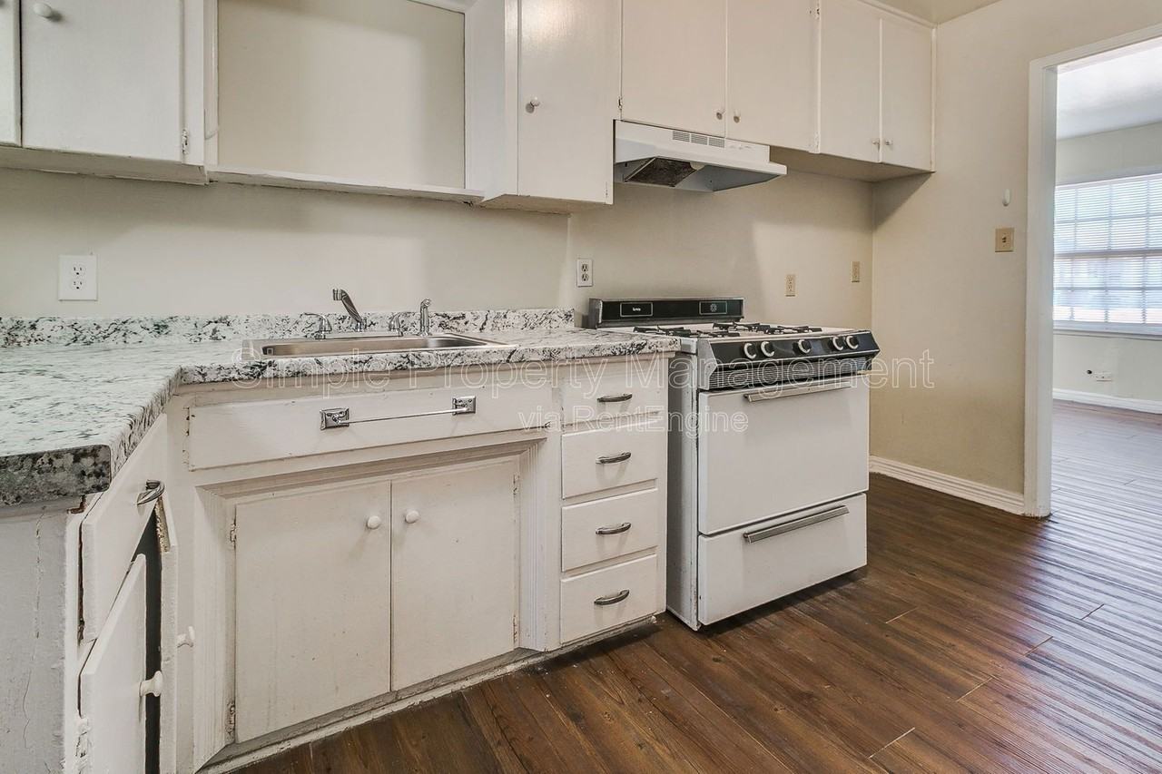 532 E Indian Dr - Photo 6 of 14