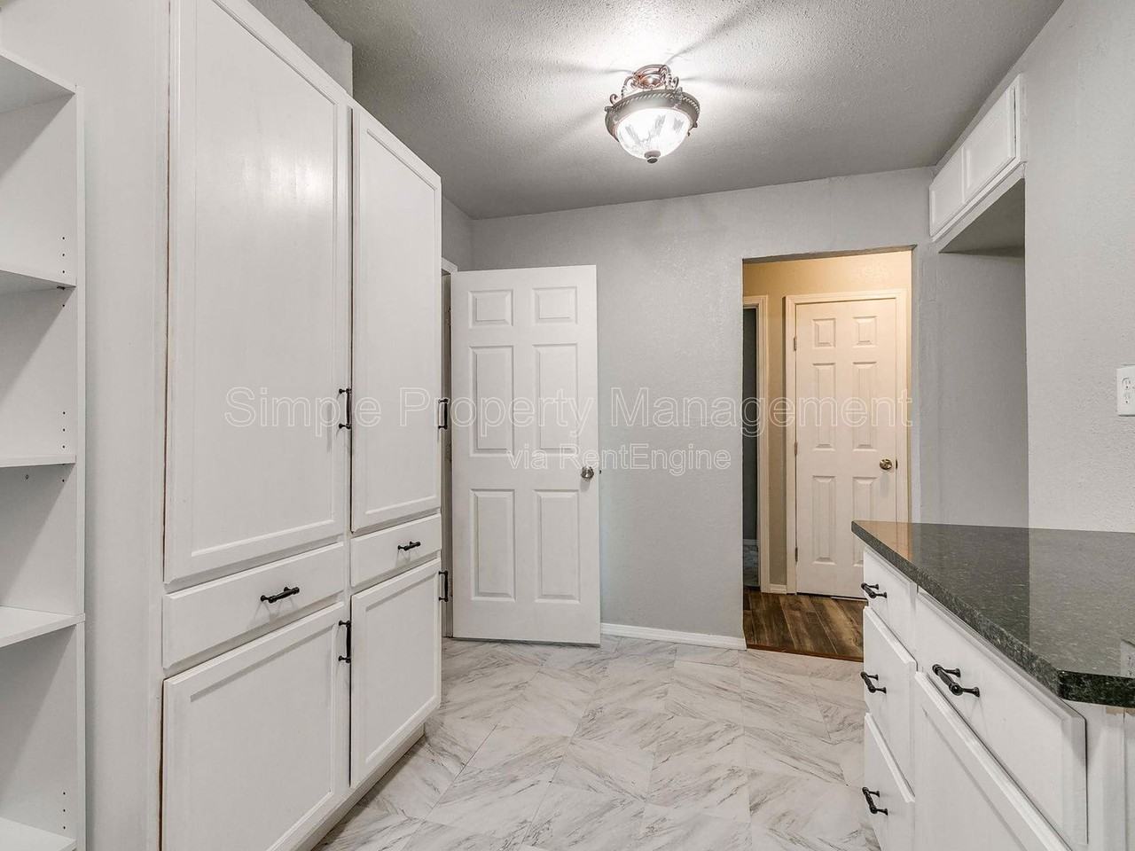 3204 Ne 11th St - Photo 5 of 19