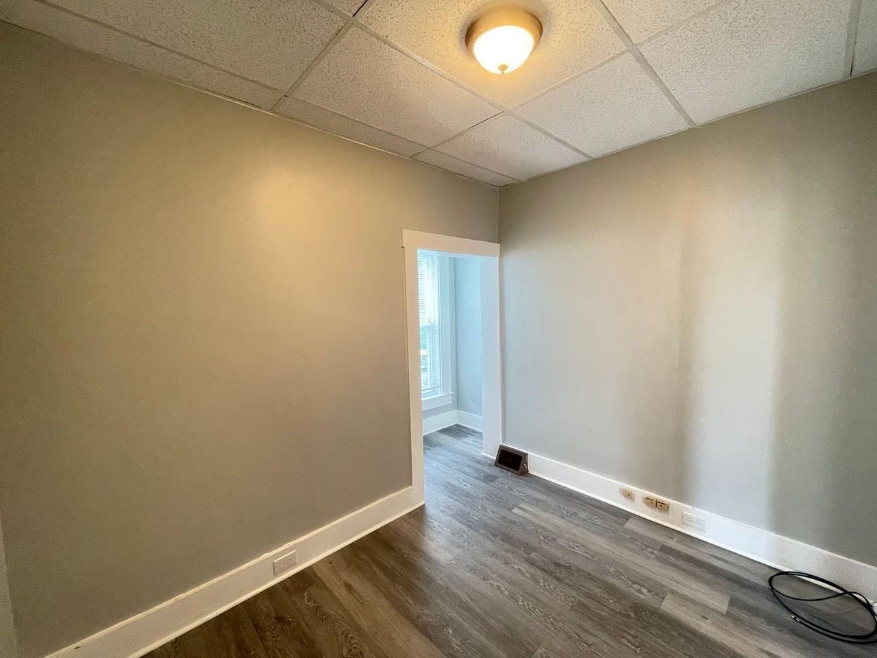 31 Pennacook St #1 - Photo 7 of 18