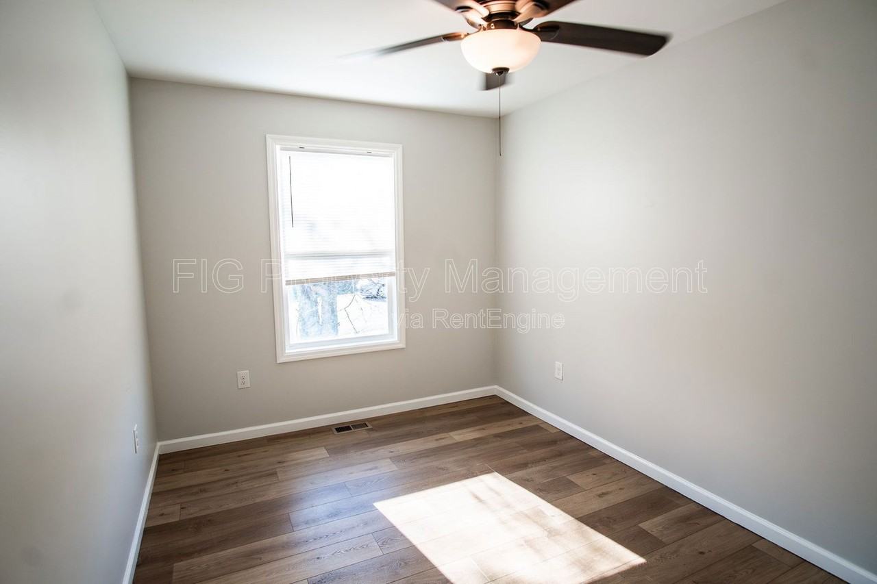 4115 Mountain Trek Way - Photo 7 of 18