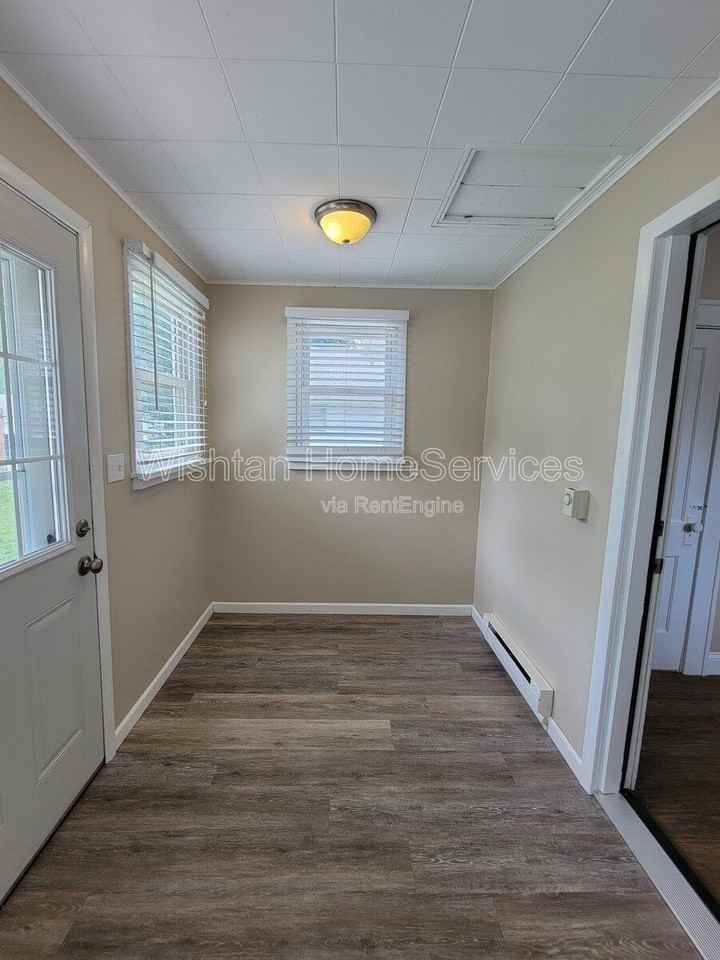 333 W Murray St - Photo 4 of 20