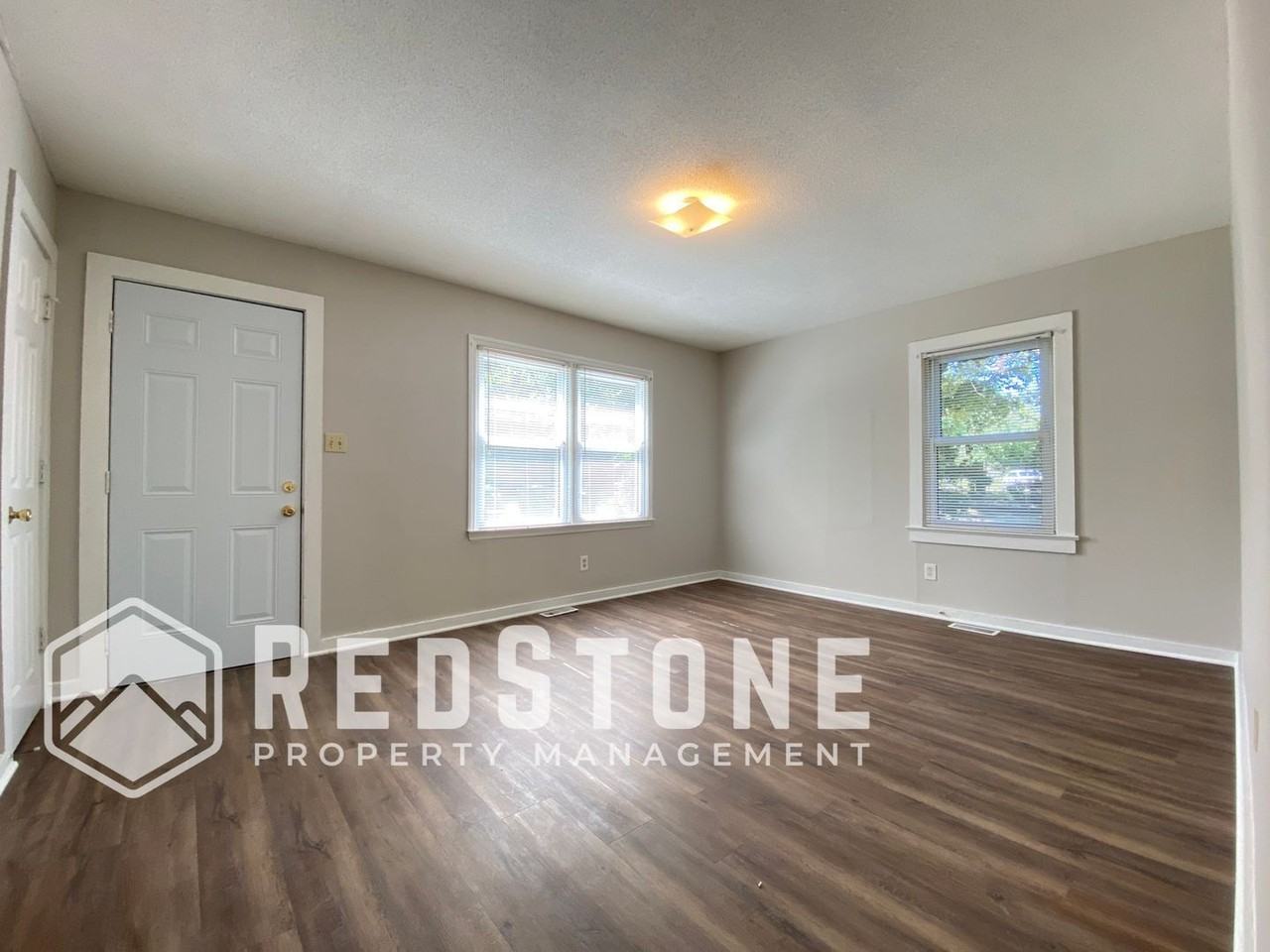 148 Hunter Ave - Photo 3 of 16