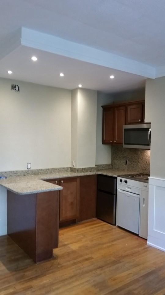 1212 Delaware Ave #C7