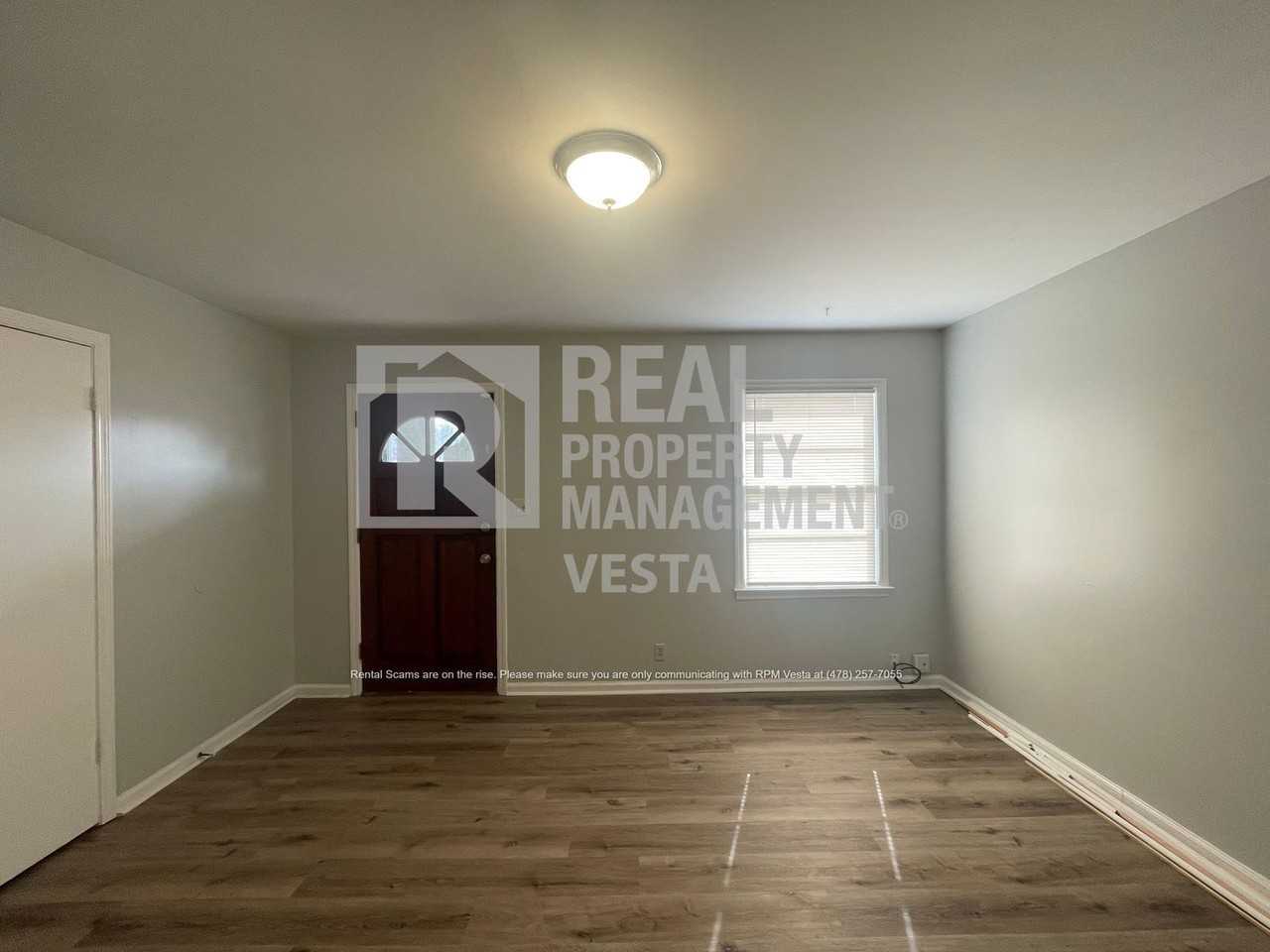 4273 Hillary Pl - Photo 2 of 15