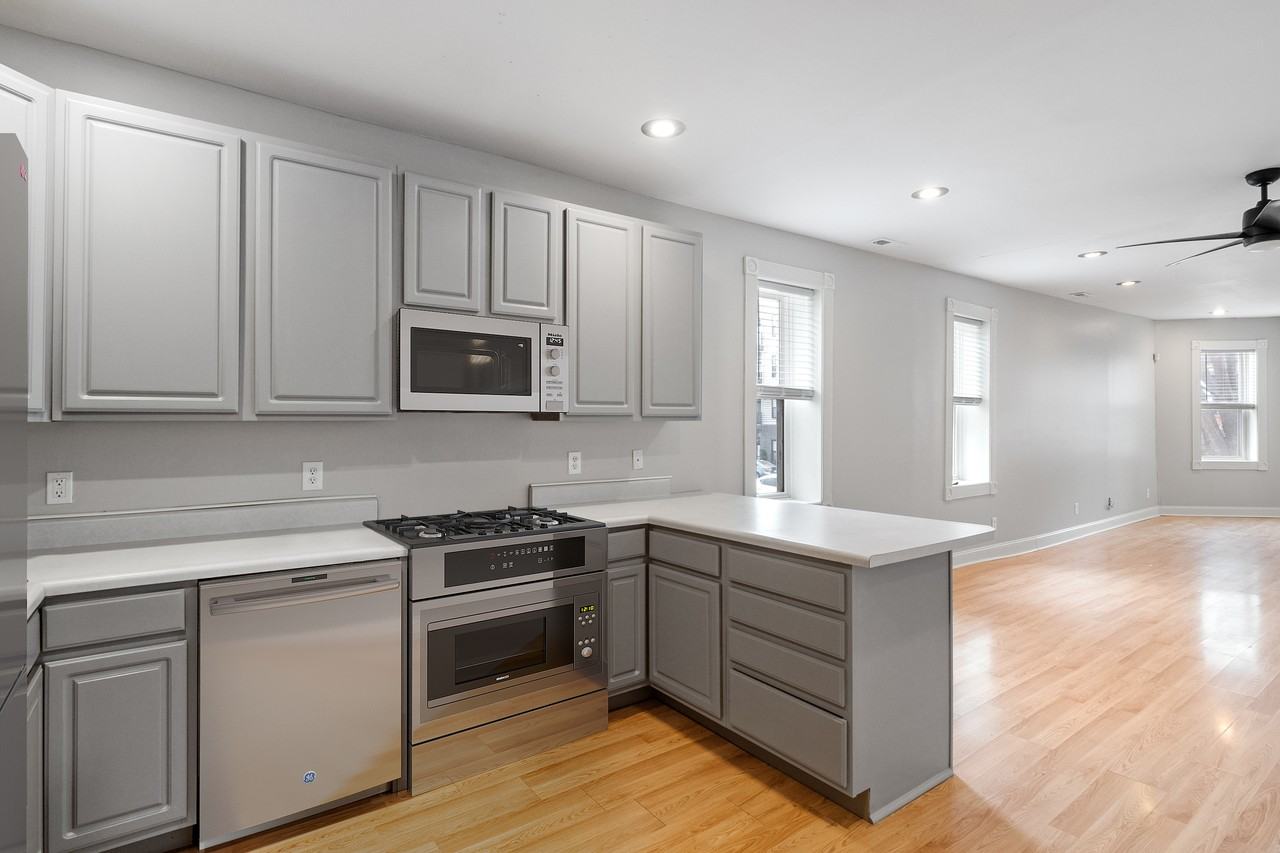 4537 Swan Ave #4537 - Photo 7 of 10